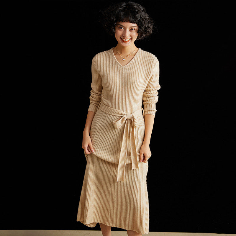 Beige cashmere v-neckline mid sweater dress