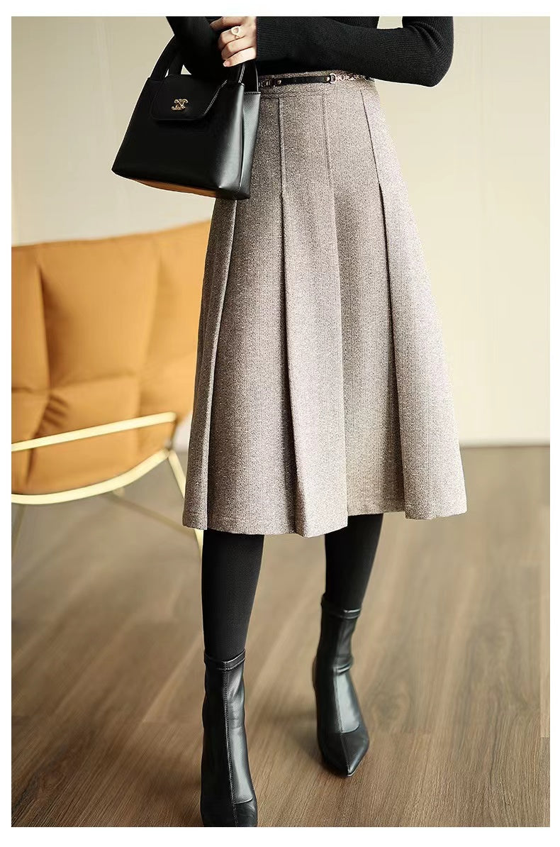 Vintage grey pleated skirt